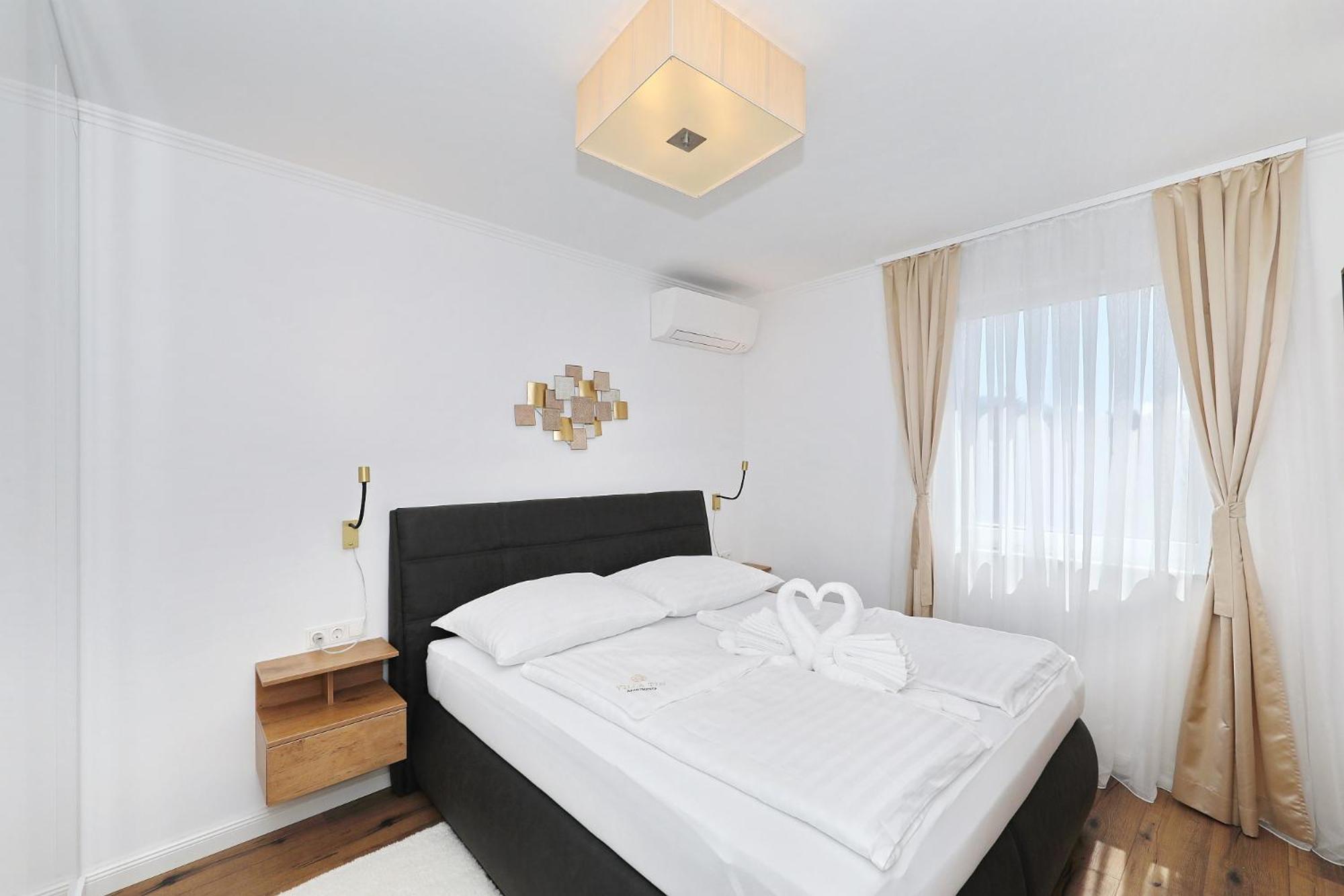 Villa Tin Apartments Трибани-Крушчица Екстериор снимка