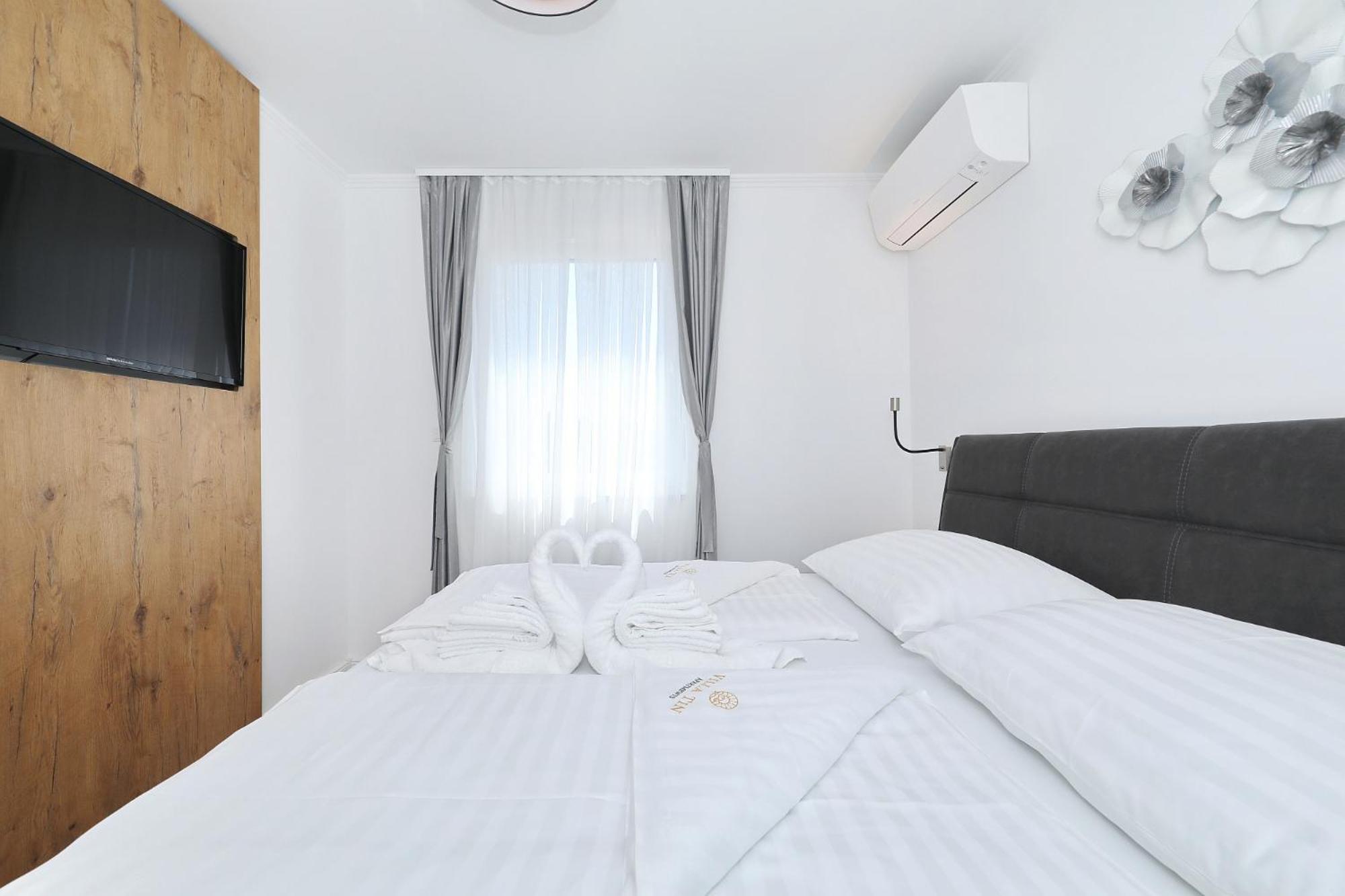 Villa Tin Apartments Трибани-Крушчица Екстериор снимка